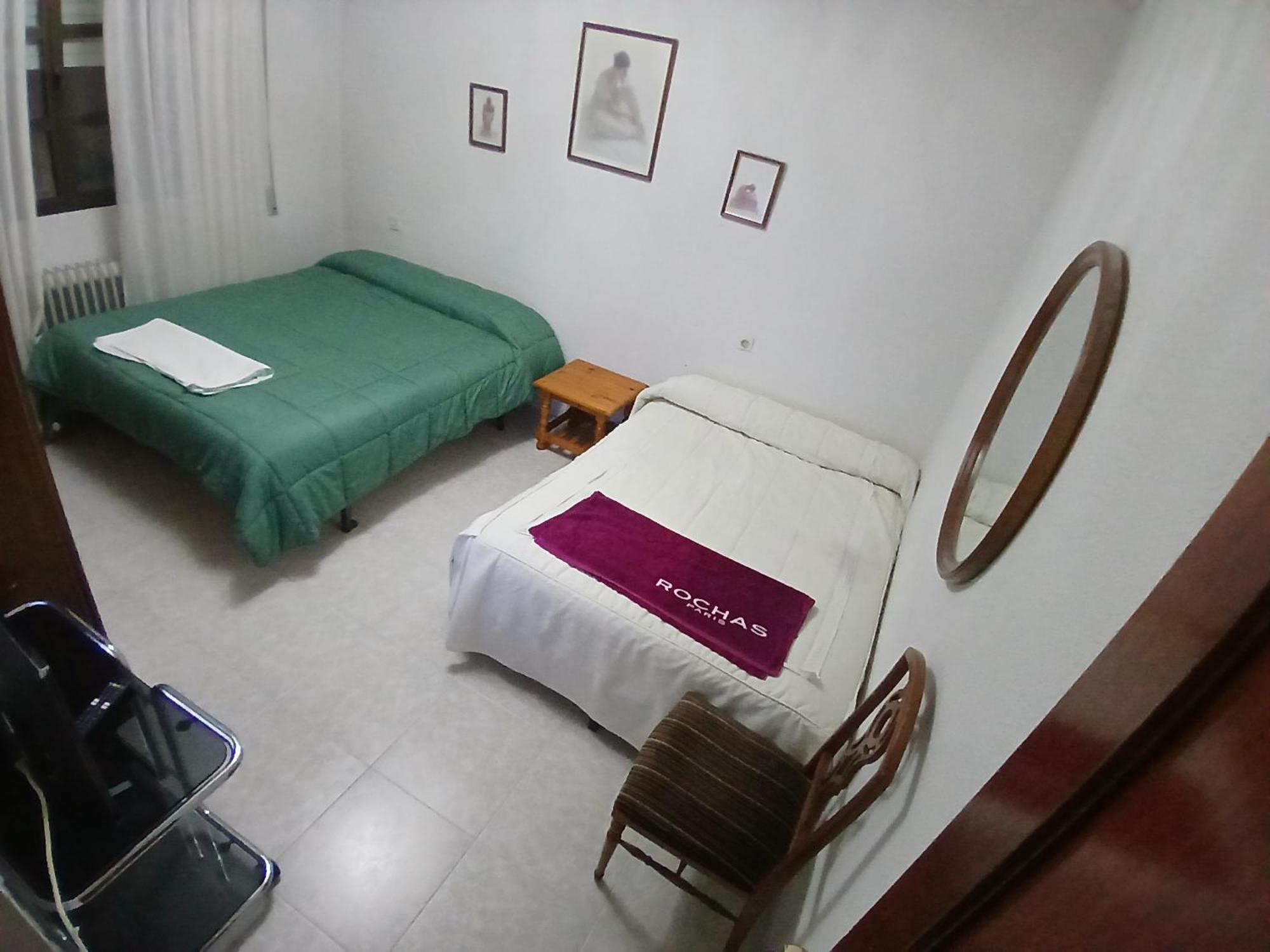 Habitacion Privada Familiar Toledo Ngoại thất bức ảnh